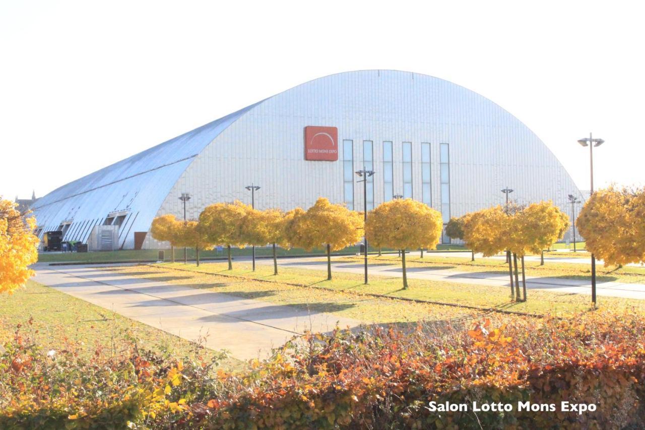 Le Lodges Quievrain Exterior foto