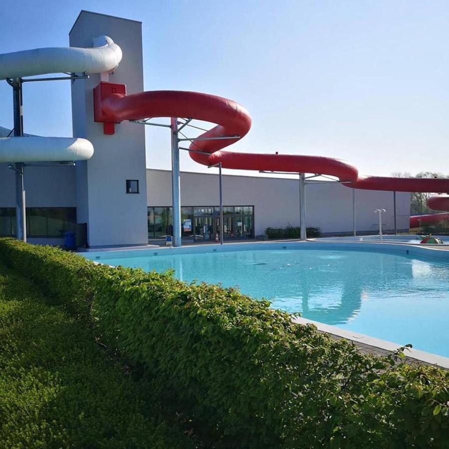 Le Lodges Quievrain Exterior foto